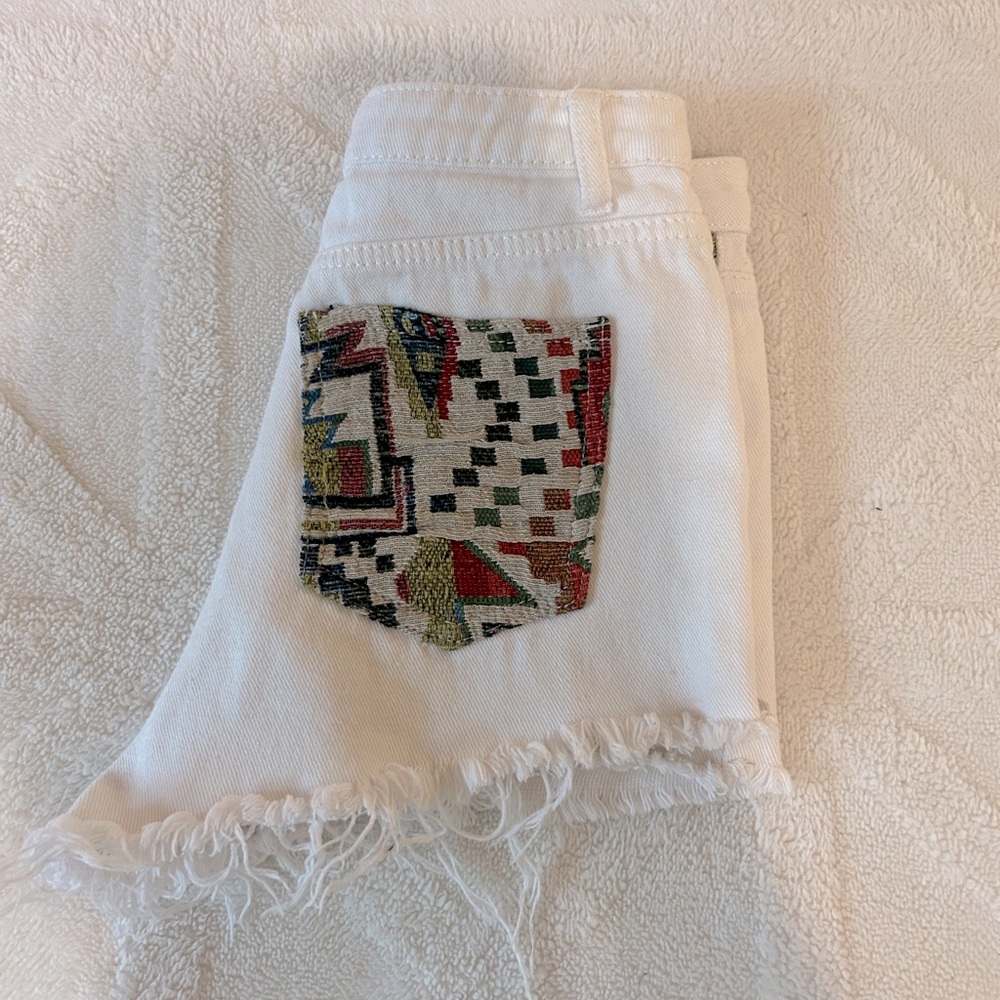 Fun white shorts